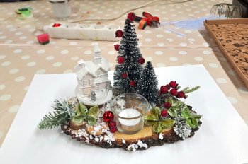 Vianočné aranžmány na dreve